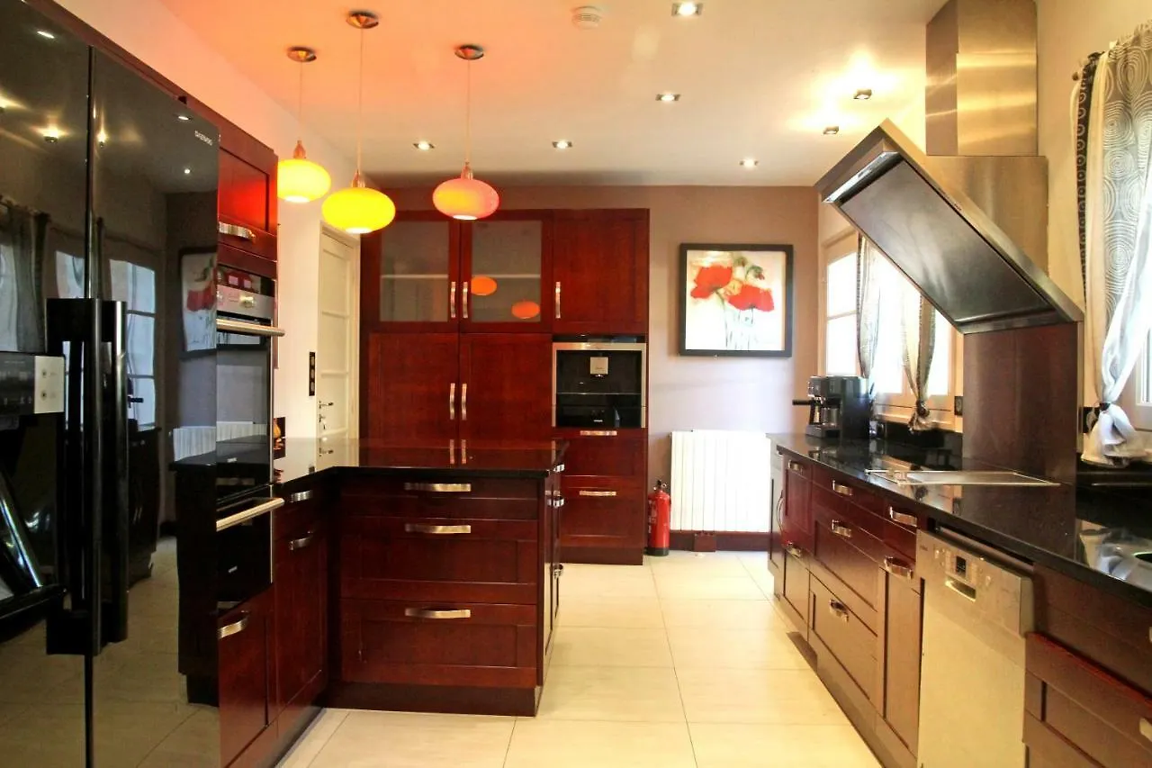 La Bourdette Villa Saverdun 0*,