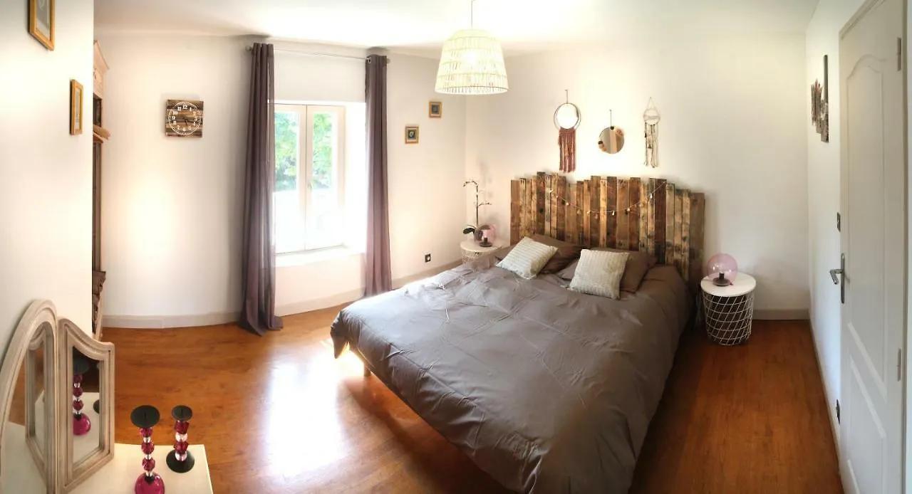La Bourdette Villa Saverdun 0*,  France